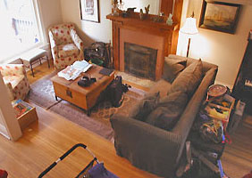 living room before house staging