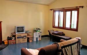 family room before home staging